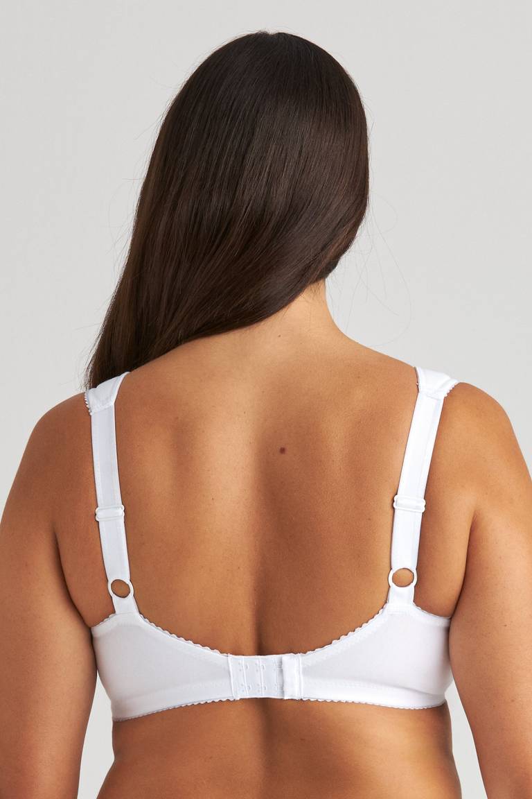 Triumph – Σετ των 4 (75B–115F) 💝💝💝 Σουτιέν με δαντέλα